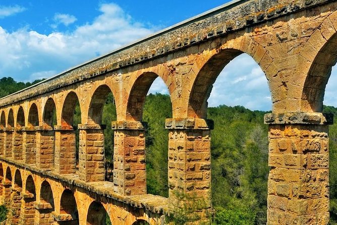 Tarragona Private Tour with Hotel Pick Up - Mercat Central and the Mediterranean Balcony