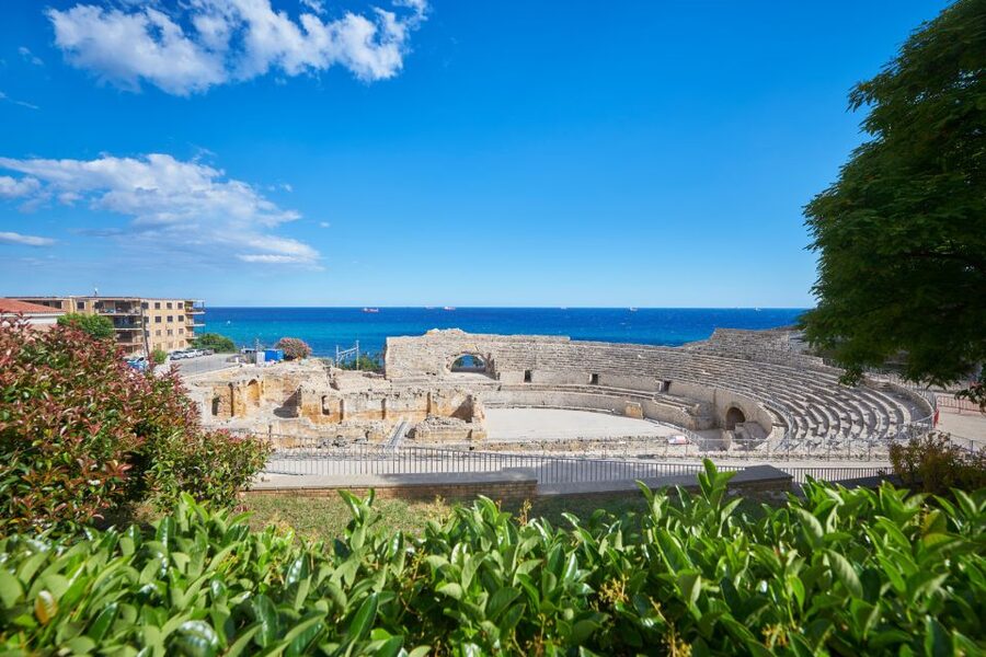 Tarragona: Roman Heritage Guided Walking Tour - Seeing Roman Tarraco inside the modern city