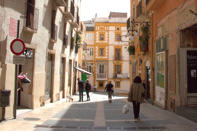 Tarragona Walking Tour: An Audio Guide to Tarraco - Roman chariot racing at the ancient circus