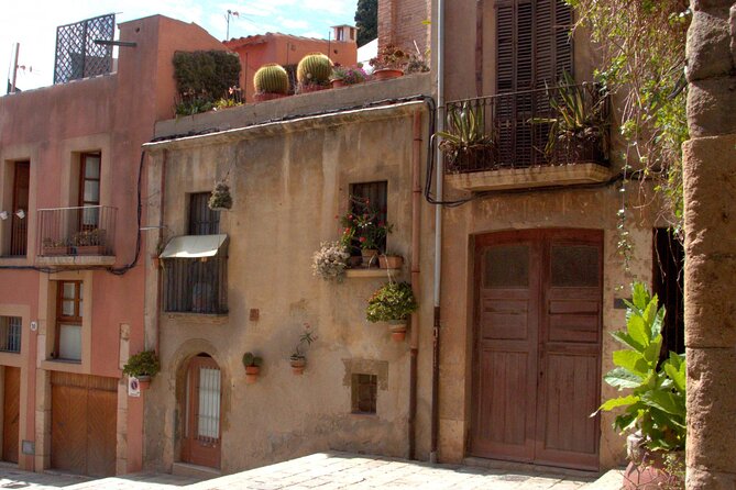Tarragona Walking Tour: An Audio Guide to Tarraco - Museums and artifacts from ancient Tarraco