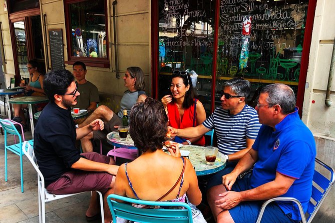 Tasty Barcelona Street Food Tour With Local Market Visit - Who will get the most from this food walk
