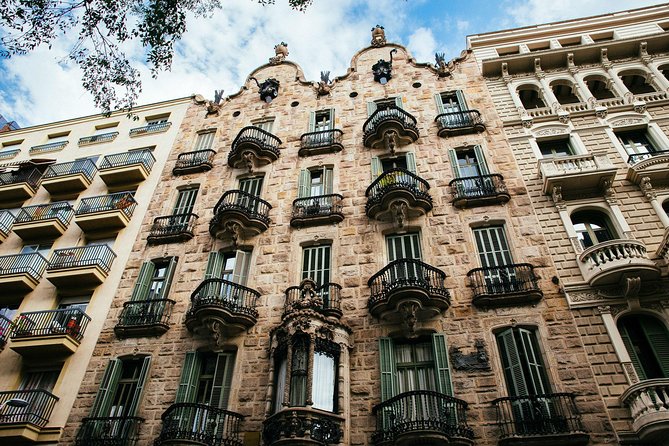 The Beauty of Barcelona by Bike: Private Tour - Parc de la Ciutadella and Gaudí’s early work