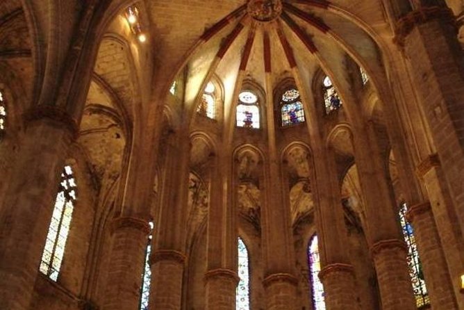 'The Cathedral of the Sea' Walking Book Tour - Starting at Santa Maria del Mar, the cathedral behind the novel