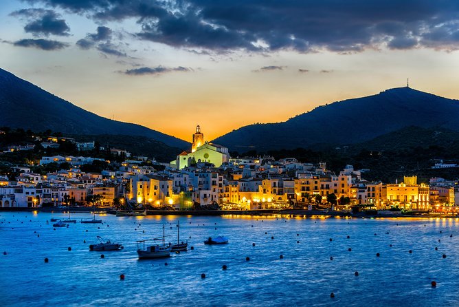 The Dalí Triangle & Cadaqués Day Trip from Girona - Figueres: one hour and thirty minutes inside Dalí’s theatre