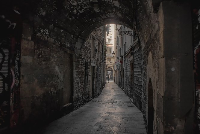 The Gothic Trail – Ghosts of Barcelona Exploration Game - Private play and group planning