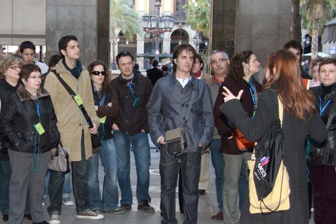 "The Shadow of the Wind" Novel Walking Tour - Els 4 Gats and Barcelona’s modernist artists
