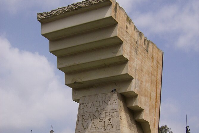 The Spanish Civil War & Franco Barcelona Walking Tour - Pace, group size, and what to wear