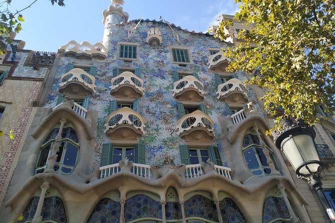 The Story of Gaudi and Modernism Private Walking Tour - Why Casa Batllo makes such a strong beginning
