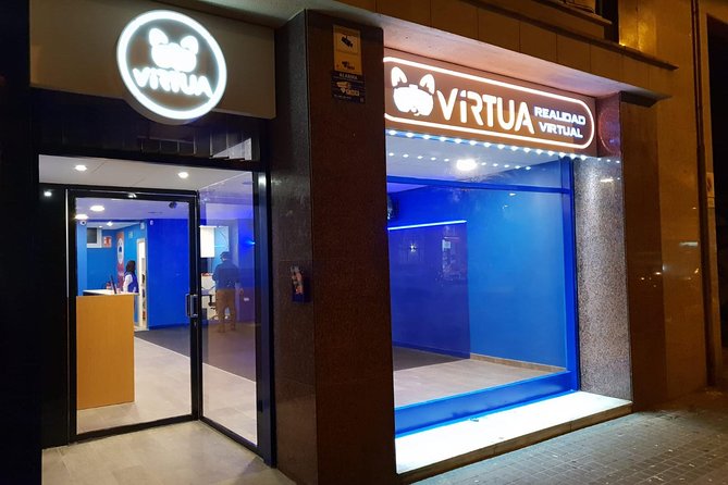 The VR Experience Barcelona - Clothing, timing, and the Eixample setting