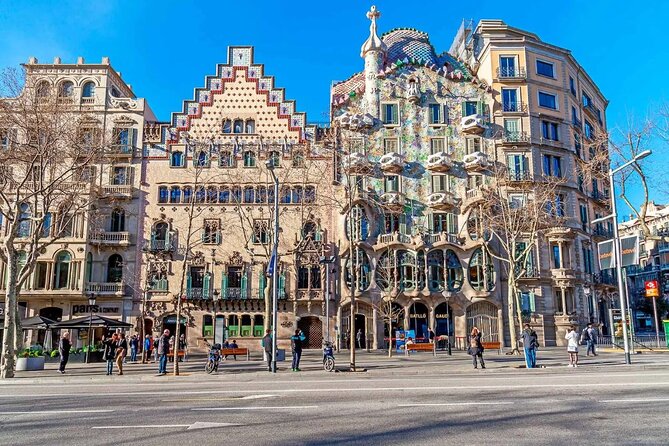 The wonders of architecture 2 hours on foot in Barcelona - A two-hour story of Barcelona’s changing face