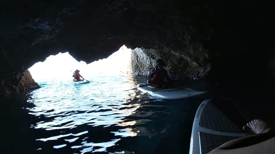Tossa de Mar: Guided Route in Paddle Surfing&Coves and Caves - Learning the board before leaving shore