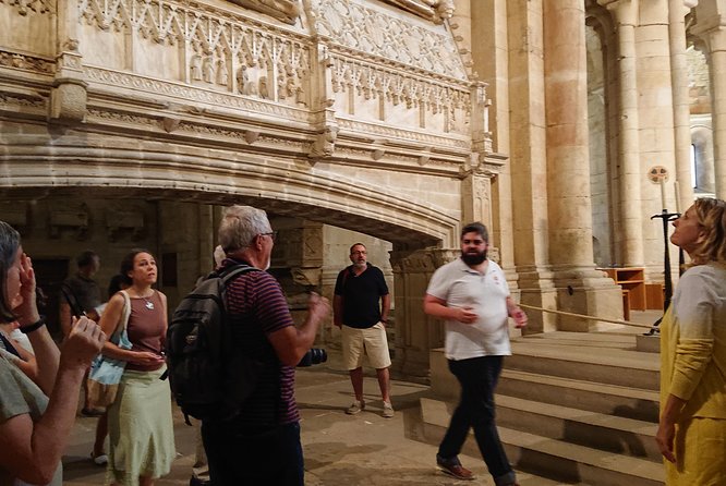 Tour monastery Poblet with hotel pickup - What happens at pickup in Salou, Cambrils, or La Pineda