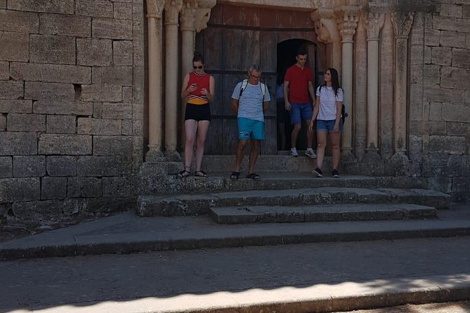 Tour Siurana medieval Village with hotel pickup - Who will enjoy this Siurana outing