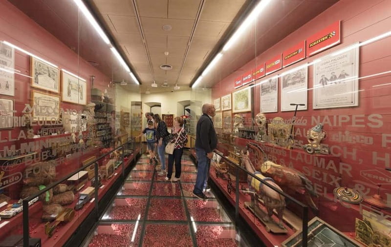 Toy Museum: Anna Maria and Salvador Dalí and García Lorca's toys. - How the audio guide shapes the visit