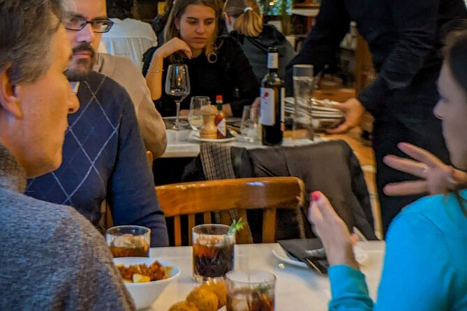 Vidavivida Wine Journey Food and Culture Tour in Barcelona - Nine tapas and seven drinks in one evening