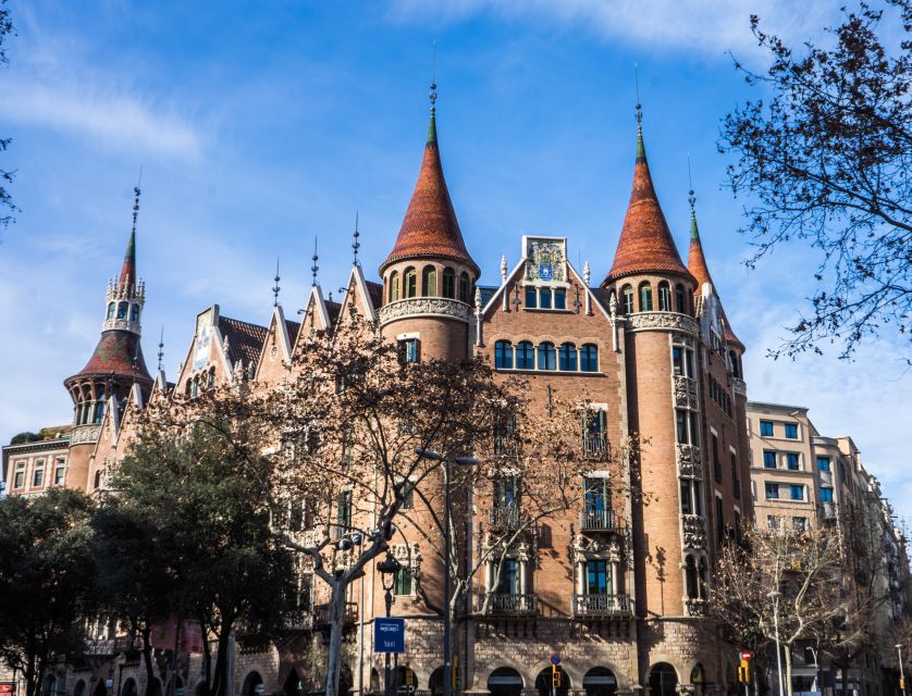 Welcome to Barcelona: Private Tour with a Local - A private first look at Barcelona