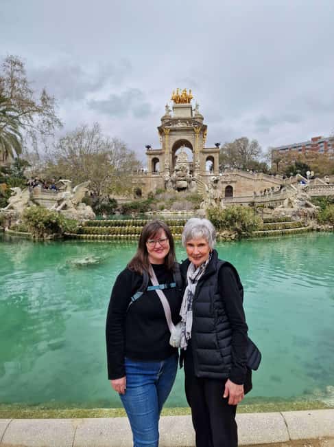 Welcome to Barcelona: Private Tour with a Local - Walking through the Gothic Quarter
