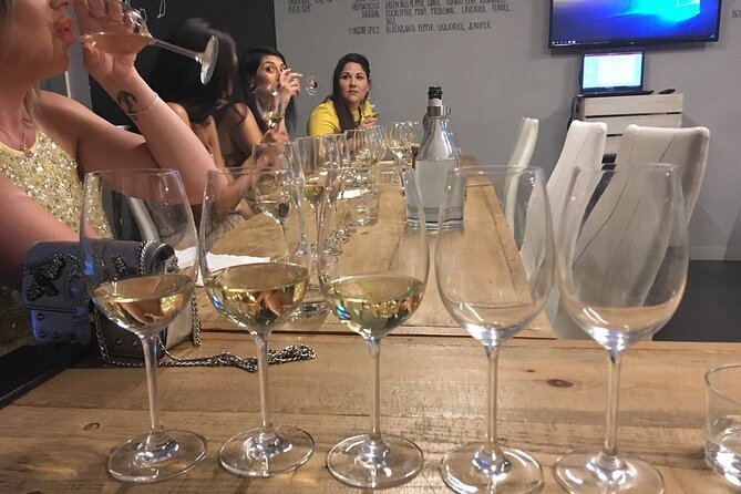 Wine Tasting Experience in Barcelona - Finding the meeting point in Barcelona’s old city