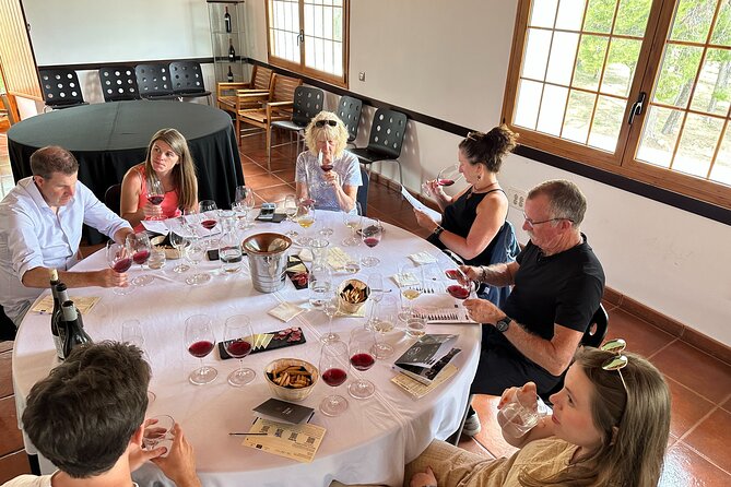 Wine Tasting in Three Boutique Wineries Tour - Max 8 people - What the $240.66 price really buys