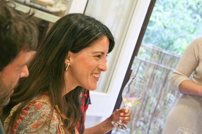Wine tasting with a view of the Sagrada Familia - Why the Sagrada Familia setting matters at 7 pm