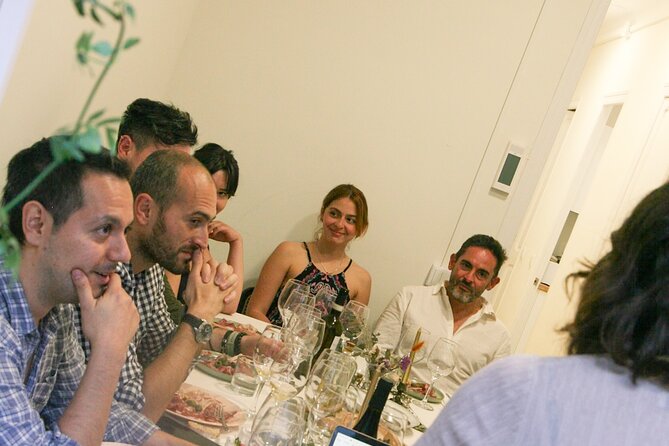 Wine tasting with a view of the Sagrada Familia - The evening’s likely rhythm