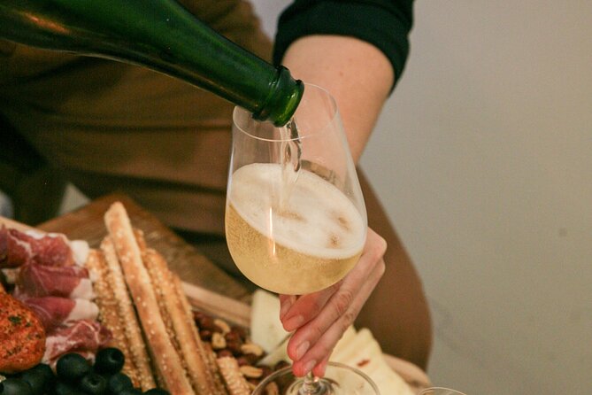 Wine tasting with a view of the Sagrada Familia - A small group of no more than 10