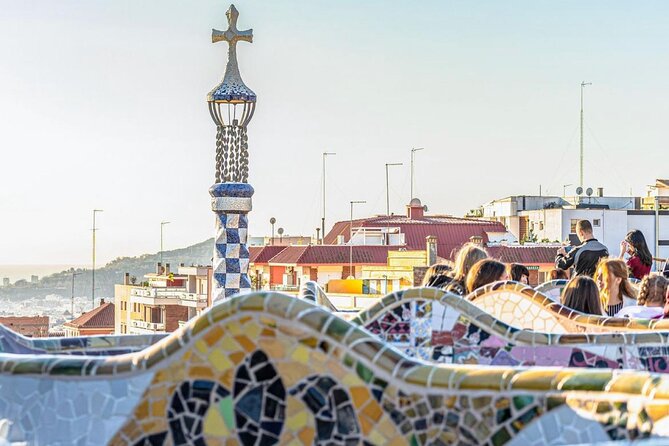 Wonders of Gaudi: Park Guell & Sagrada Familia Private Tour - The guides make the architecture easier to read