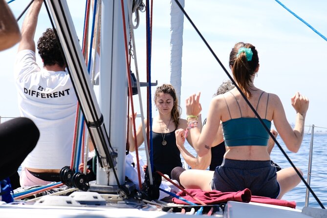 Yoga Session and Sailing Adventure in Barcelona - Yoga with Augustina on deck